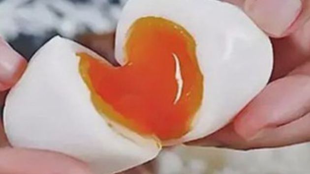 Œuf à la coque — nutriments pour la récupération musculaire